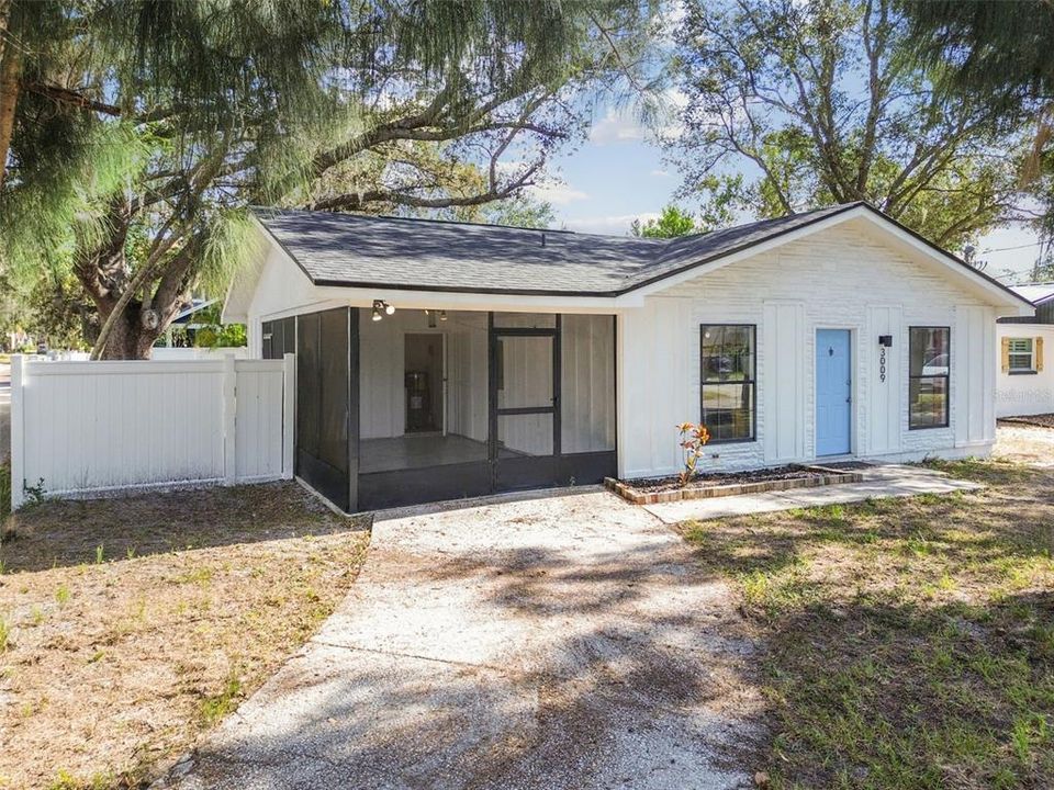 待售: $449,000 (3 贝兹, 2 浴室, 1040 平方英尺)