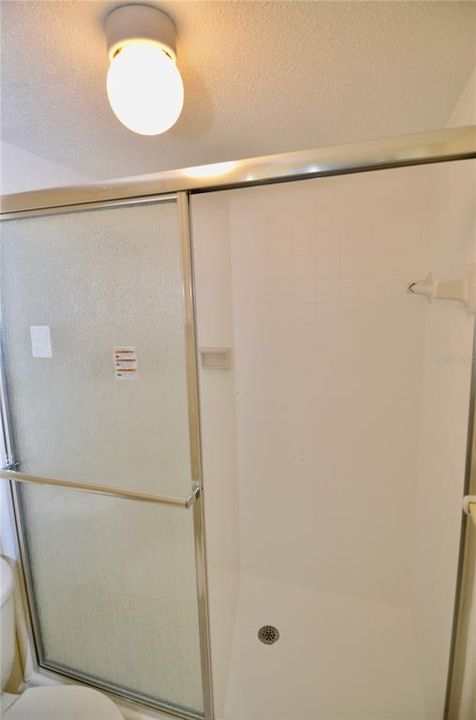 待售: $170,000 (2 贝兹, 2 浴室, 1160 平方英尺)