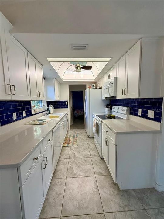 出租: $2,500 (3 贝兹, 2 浴室, 1165 平方英尺)