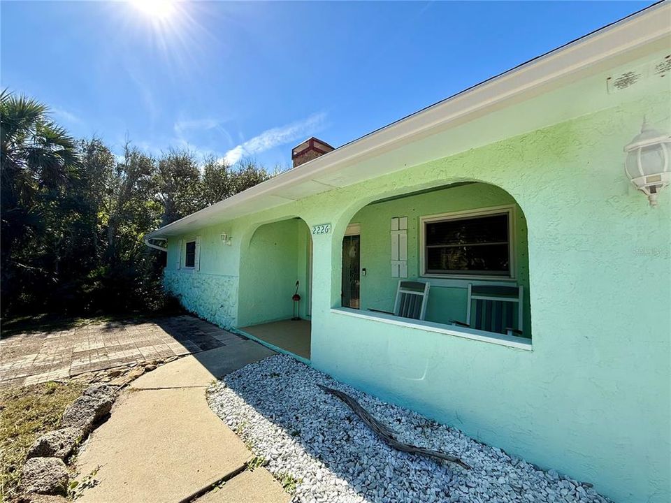 出租: $2,500 (3 贝兹, 2 浴室, 1165 平方英尺)