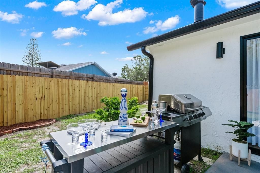 For Sale: $530,000 (3 beds, 2 baths, 1275 Square Feet)