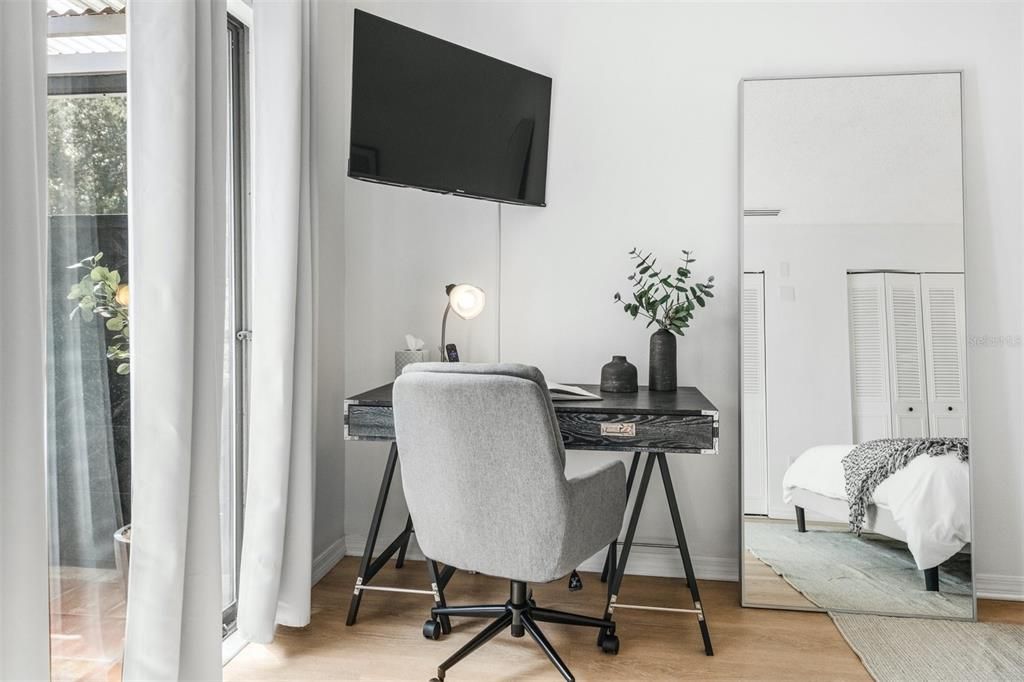 For Sale: $530,000 (3 beds, 2 baths, 1275 Square Feet)