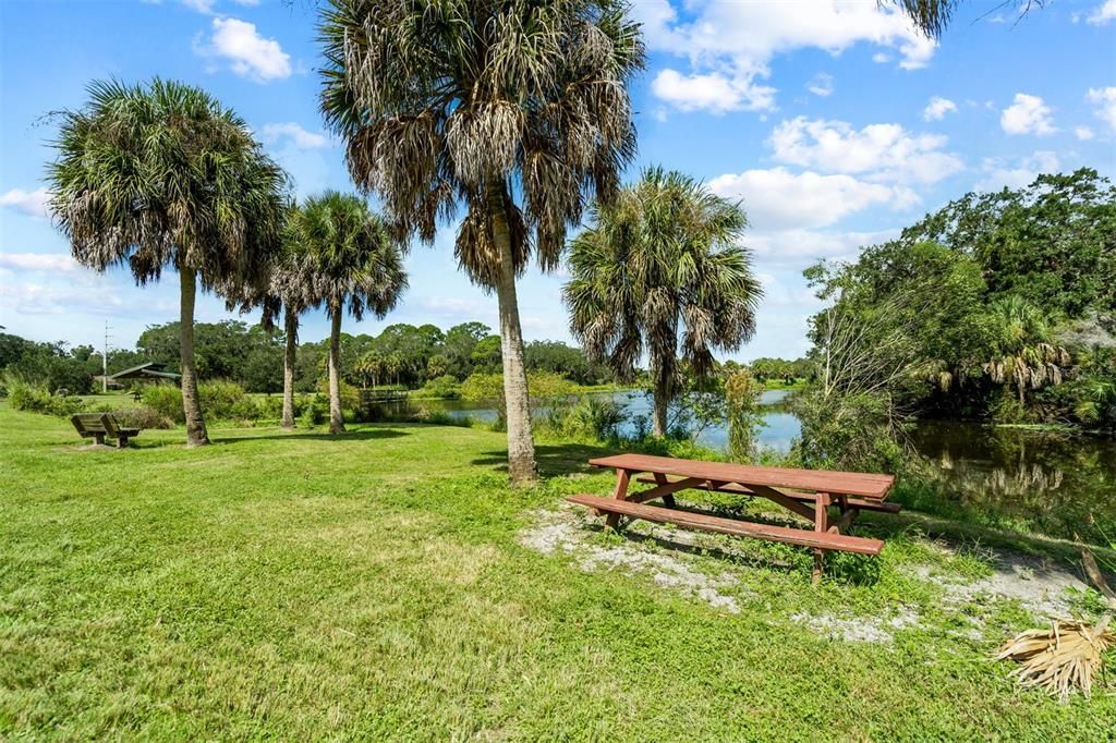 For Sale: $530,000 (3 beds, 2 baths, 1275 Square Feet)