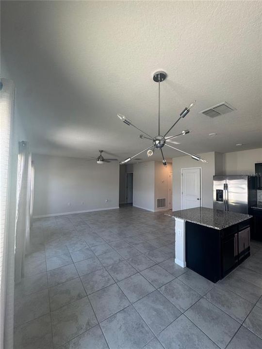 En Renta: $1,750 (3 camas, 2 baños, 1312 Pies cuadrados)