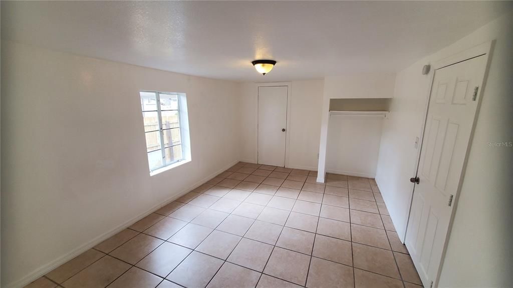 待售: $225,000 (3 贝兹, 1 浴室, 1114 平方英尺)