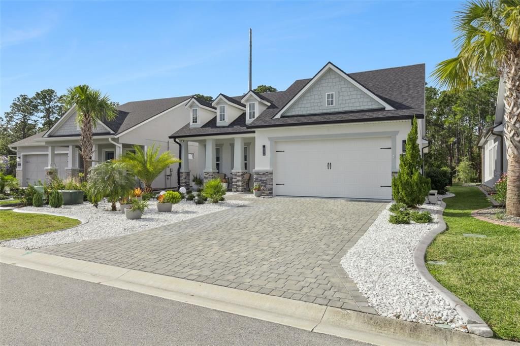 Active With Contract: $665,000 (3 beds, 2 baths, 2014 Square Feet)
