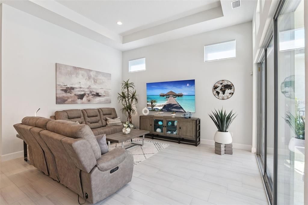 Active With Contract: $665,000 (3 beds, 2 baths, 2014 Square Feet)