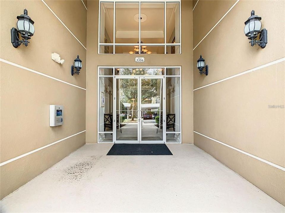 En Renta: $2,400 (3 camas, 2 baños, 2129 Pies cuadrados)