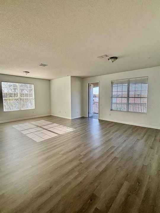 En Renta: $2,400 (3 camas, 2 baños, 2129 Pies cuadrados)