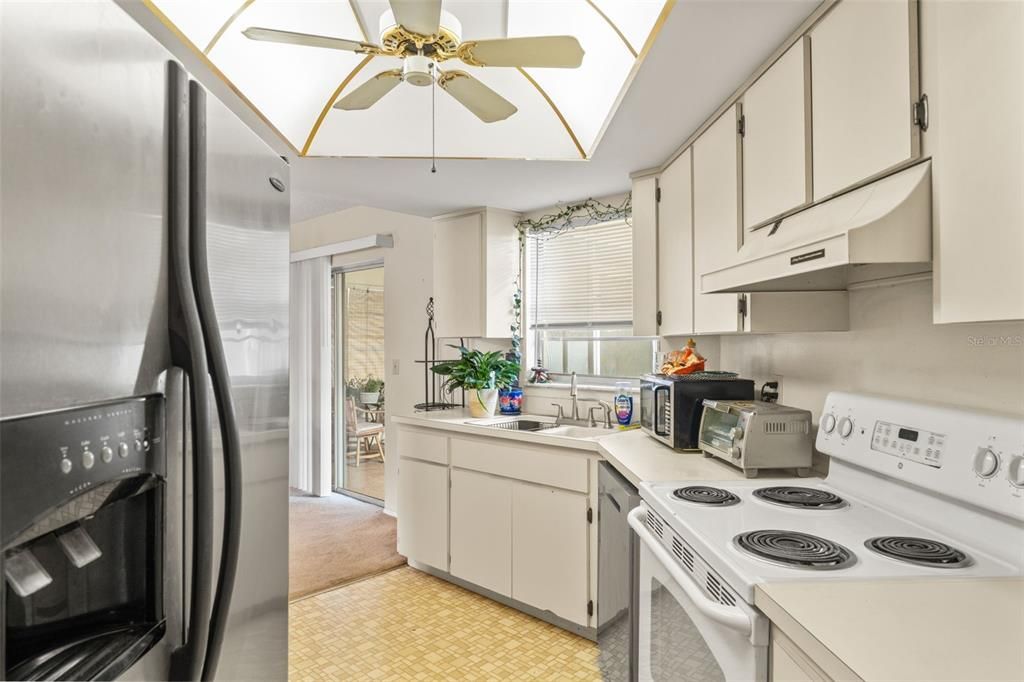 На продажу: $265,000 (3 спален, 2 ванн, 1452 Квадратных фут)