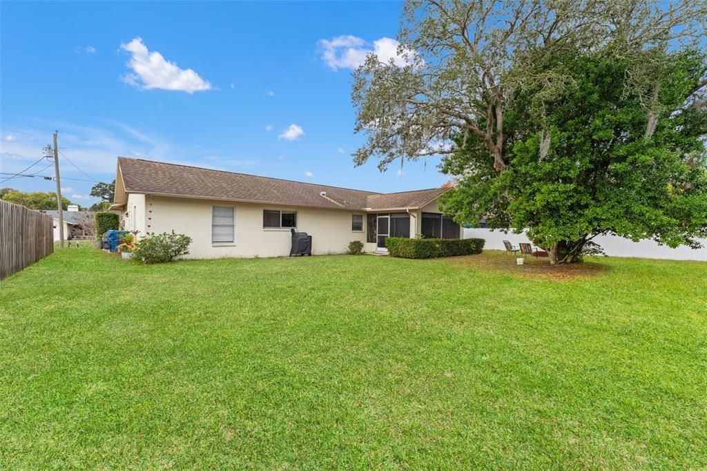 На продажу: $265,000 (3 спален, 2 ванн, 1452 Квадратных фут)