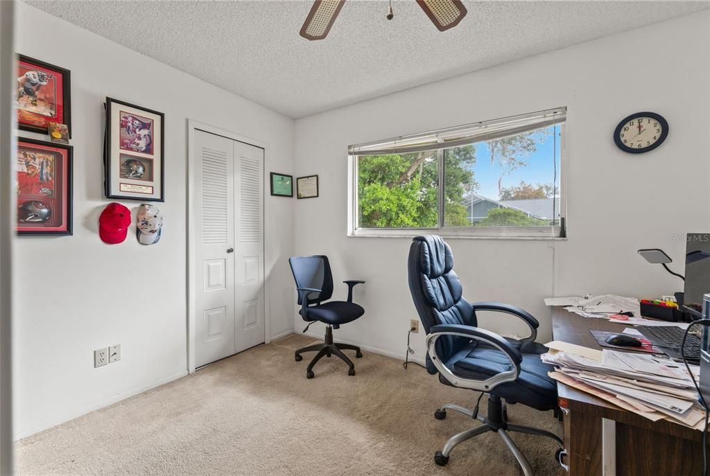 На продажу: $265,000 (3 спален, 2 ванн, 1452 Квадратных фут)