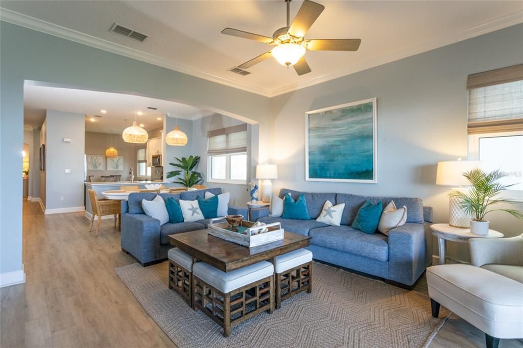 На продажу: $939,000 (3 спален, 3 ванн, 2003 Квадратных фут)