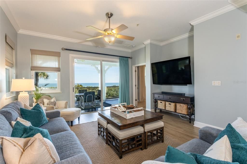 На продажу: $939,000 (3 спален, 3 ванн, 2003 Квадратных фут)