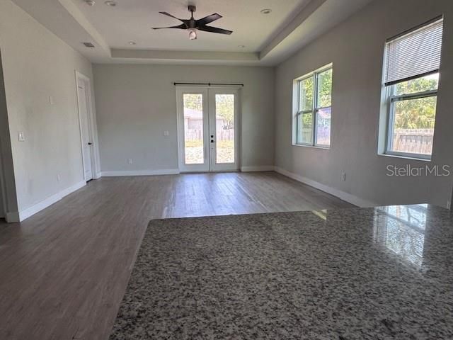 For Rent: $2,600 (4 beds, 2 baths, 1726 Square Feet)