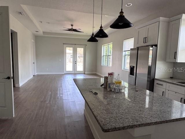 For Rent: $2,600 (4 beds, 2 baths, 1726 Square Feet)