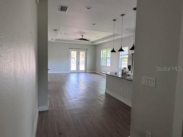 For Rent: $2,600 (4 beds, 2 baths, 1726 Square Feet)