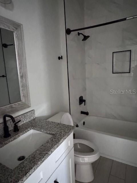 For Rent: $2,600 (4 beds, 2 baths, 1726 Square Feet)