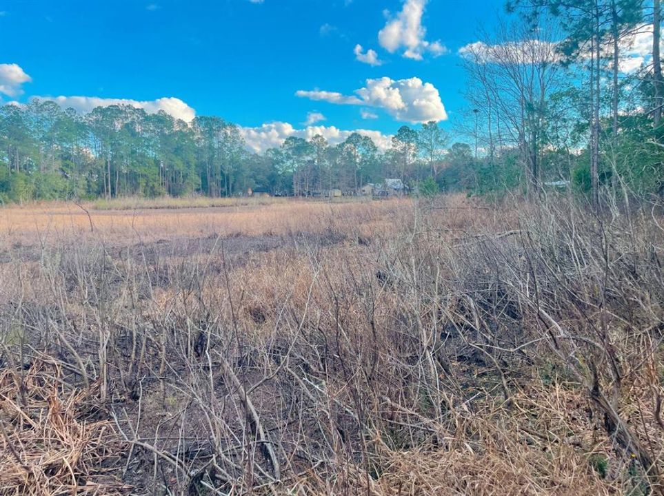 На продажу: $24,000 (0.49 acres)