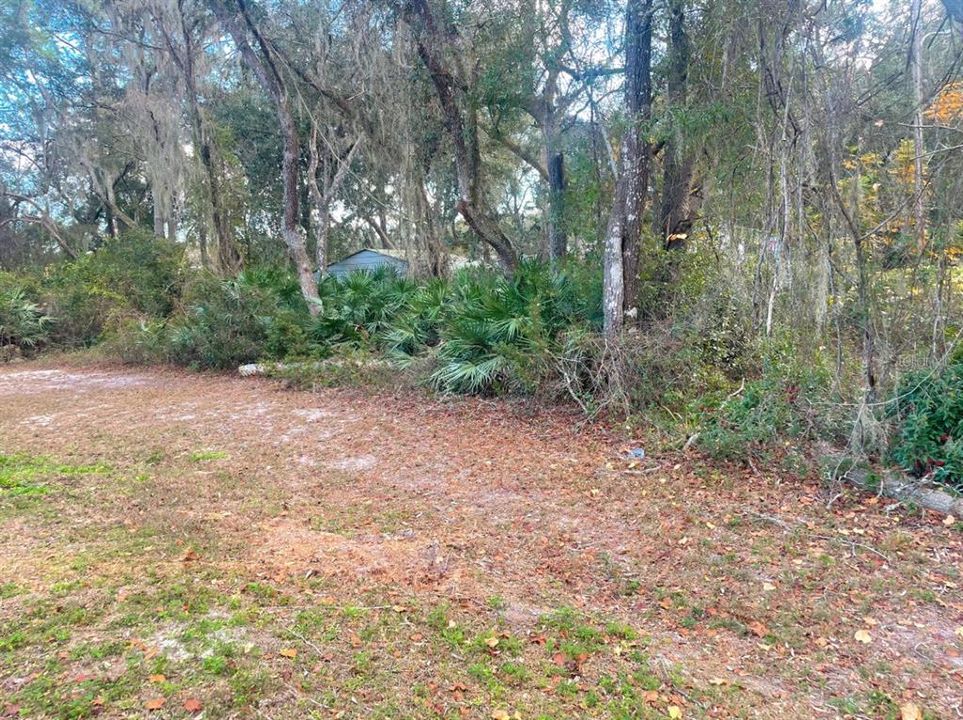 На продажу: $24,000 (0.49 acres)