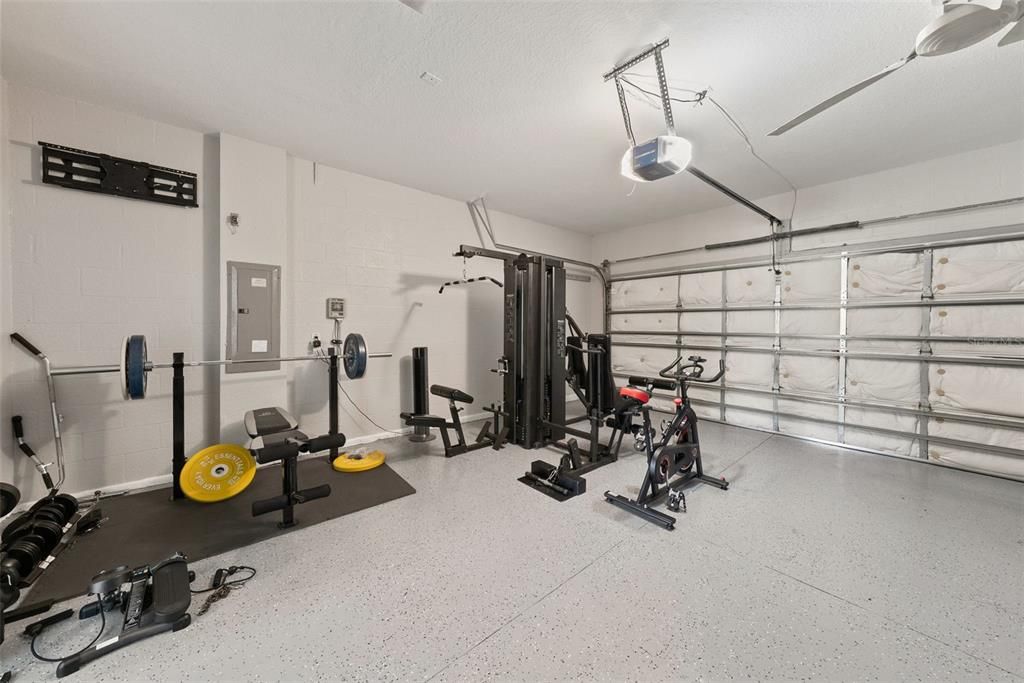 For Rent: $2,495 (3 beds, 2 baths, 2053 Square Feet)