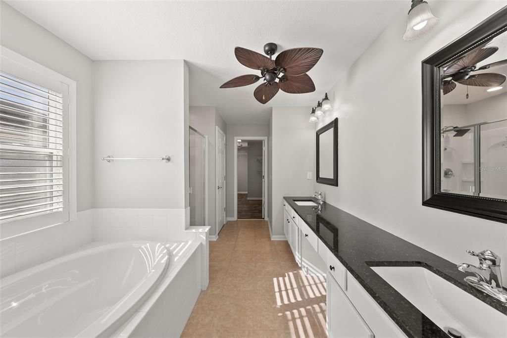 For Rent: $2,495 (3 beds, 2 baths, 2053 Square Feet)