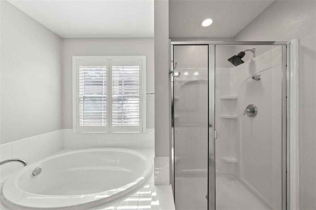 For Rent: $2,495 (3 beds, 2 baths, 2053 Square Feet)