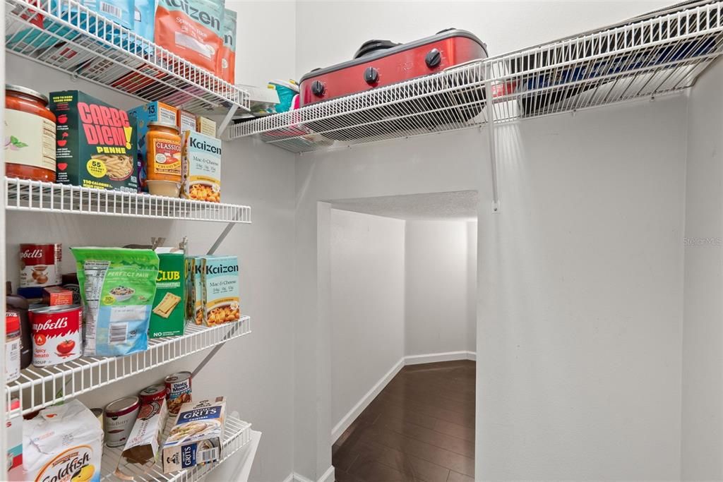 For Rent: $2,495 (3 beds, 2 baths, 2053 Square Feet)