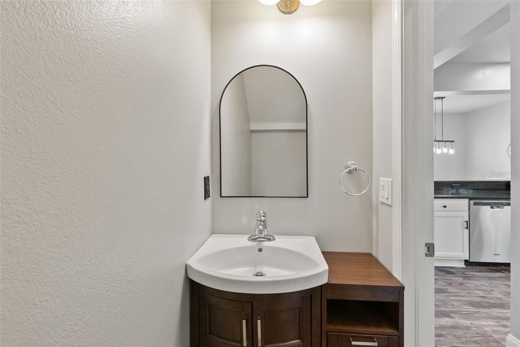 For Rent: $2,495 (3 beds, 2 baths, 2053 Square Feet)