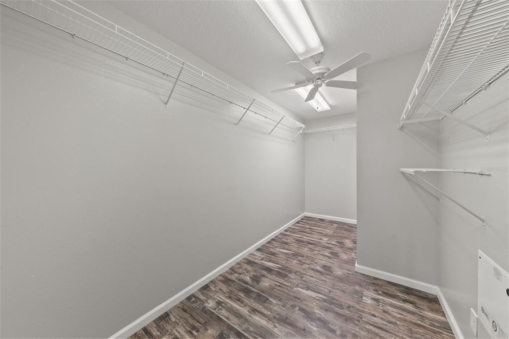 For Rent: $2,495 (3 beds, 2 baths, 2053 Square Feet)