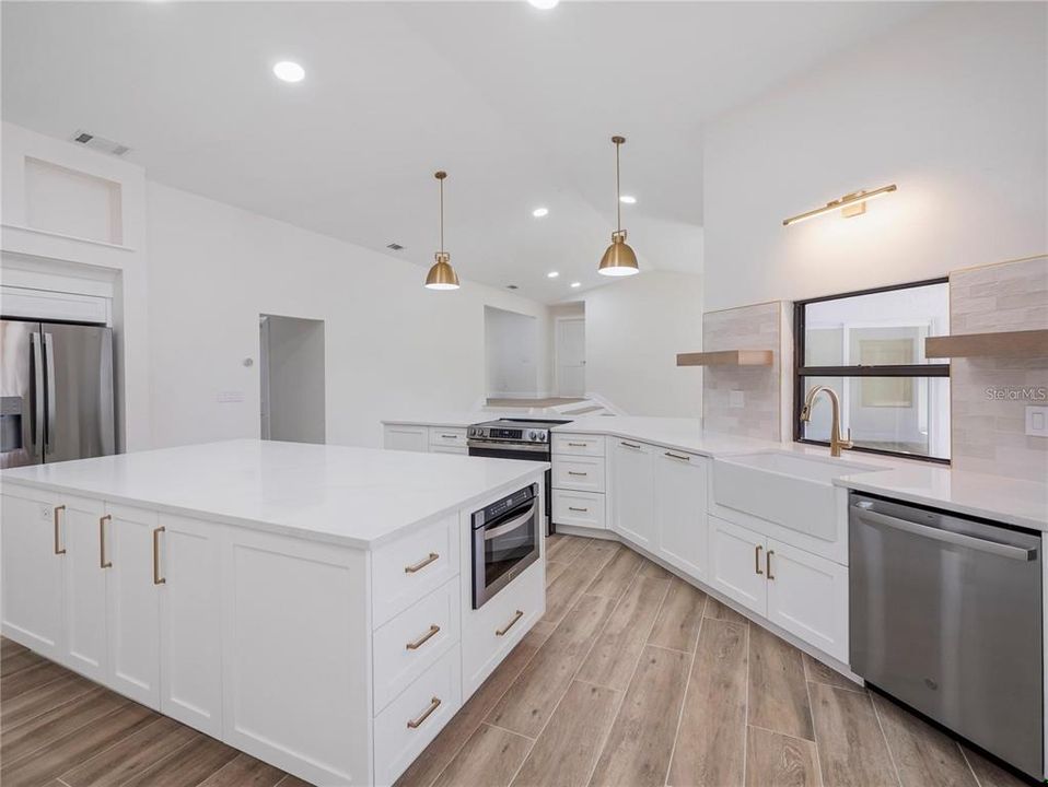 For Sale: $875,000 (4 beds, 3 baths, 2503 Square Feet)