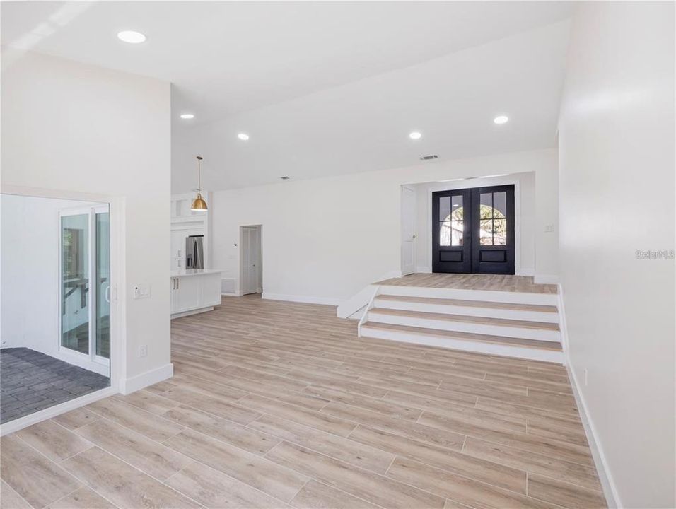 For Sale: $875,000 (4 beds, 3 baths, 2503 Square Feet)