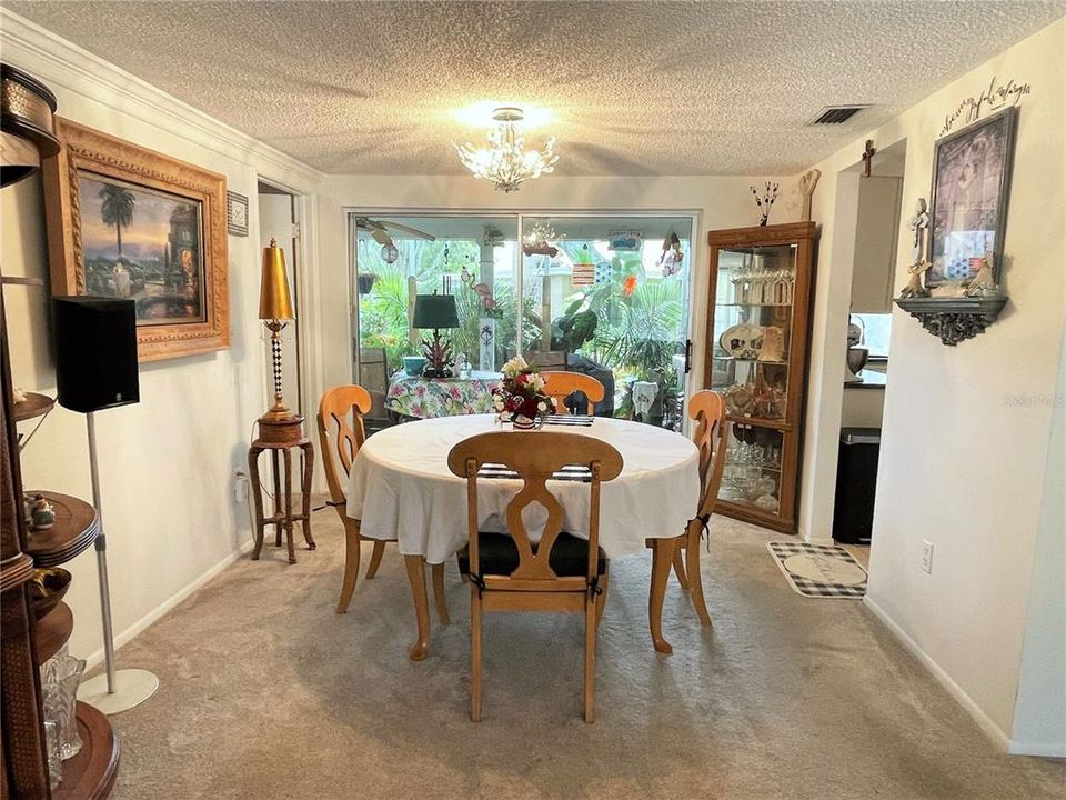 For Sale: $239,900 (3 beds, 2 baths, 1519 Square Feet)