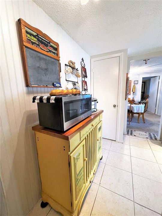 For Sale: $239,900 (3 beds, 2 baths, 1519 Square Feet)