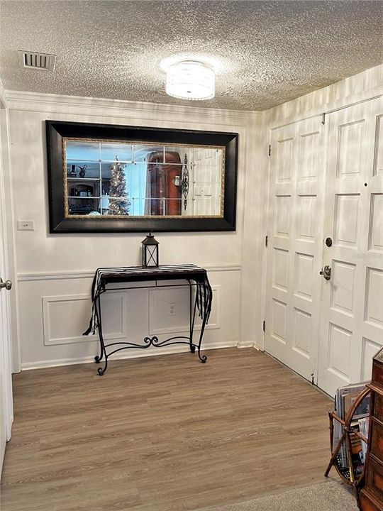 For Sale: $239,900 (3 beds, 2 baths, 1519 Square Feet)