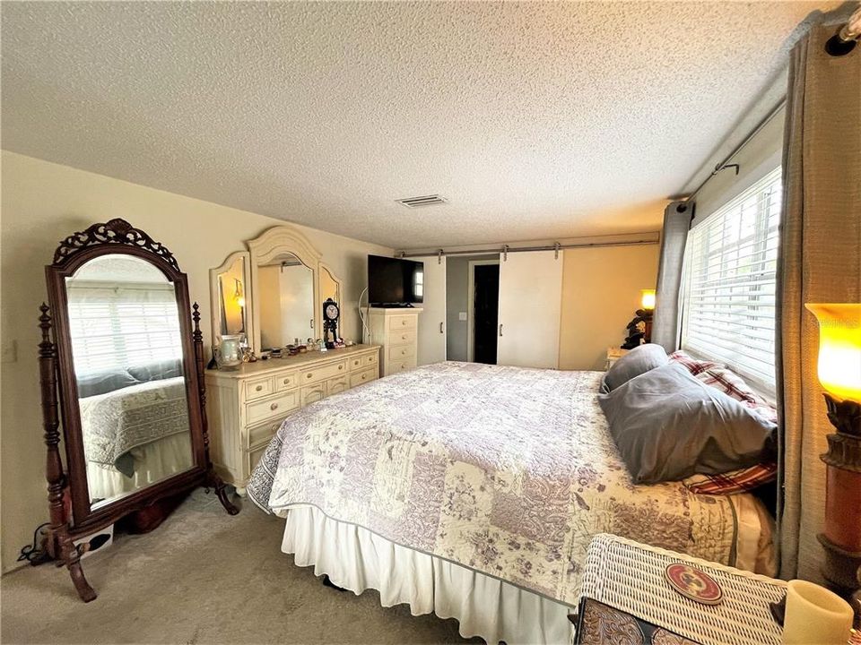 For Sale: $239,900 (3 beds, 2 baths, 1519 Square Feet)