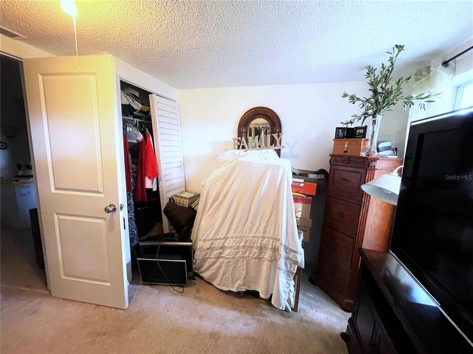 For Sale: $239,900 (3 beds, 2 baths, 1519 Square Feet)