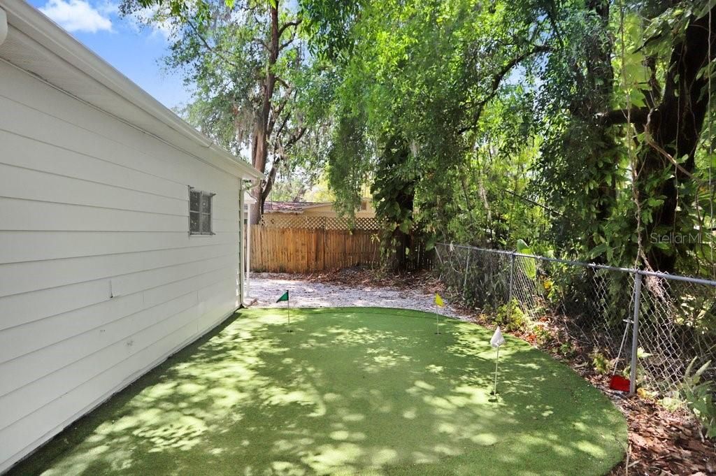 For Sale: $474,900 (4 beds, 2 baths, 2059 Square Feet)