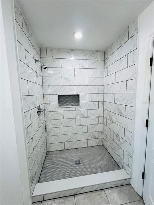 出租: $2,050 (3 贝兹, 2 浴室, 1588 平方英尺)