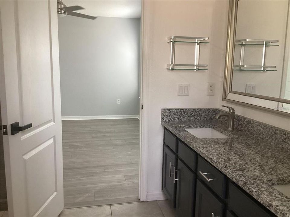 出租: $2,050 (3 贝兹, 2 浴室, 1588 平方英尺)