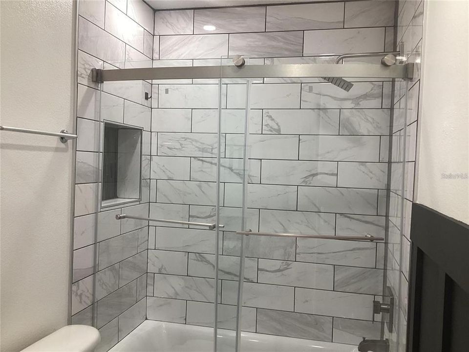 出租: $2,050 (3 贝兹, 2 浴室, 1588 平方英尺)