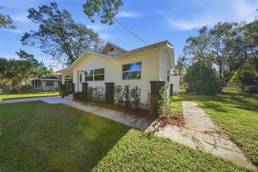 На продажу: $289,900 (3 спален, 2 ванн, 1059 Квадратных фут)