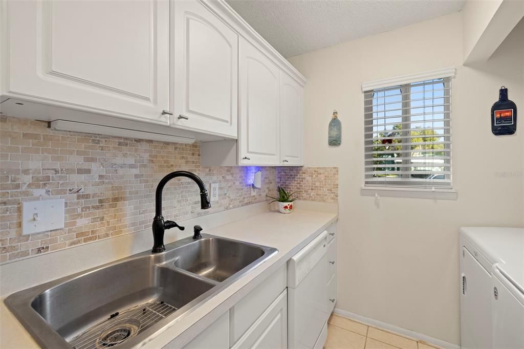 En Venta: $160,000 (2 camas, 1 baños, 993 Pies cuadrados)