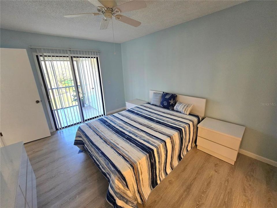 待售: $159,900 (2 贝兹, 2 浴室, 1270 平方英尺)