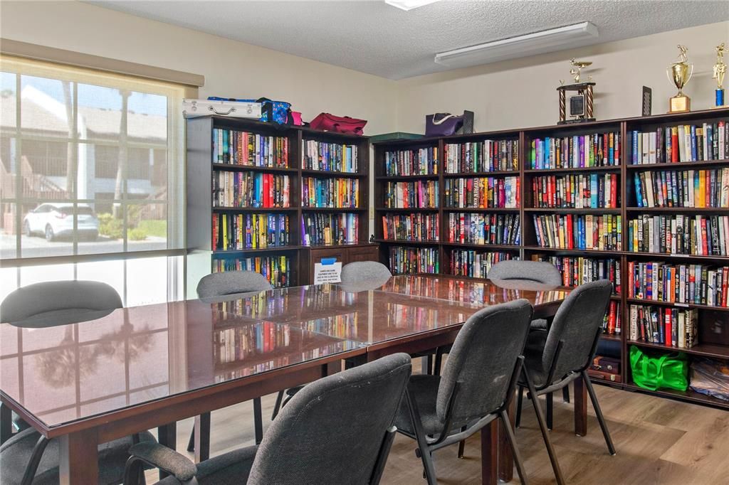 待售: $159,900 (2 贝兹, 2 浴室, 1270 平方英尺)