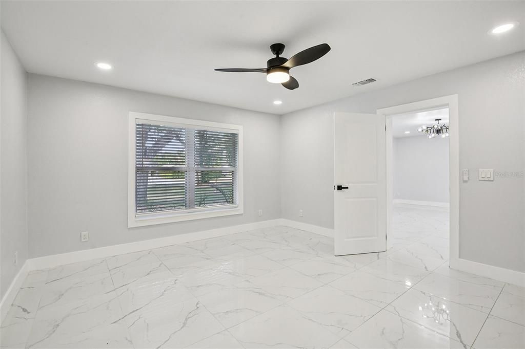 En Venta: $459,000 (3 camas, 2 baños, 1651 Pies cuadrados)