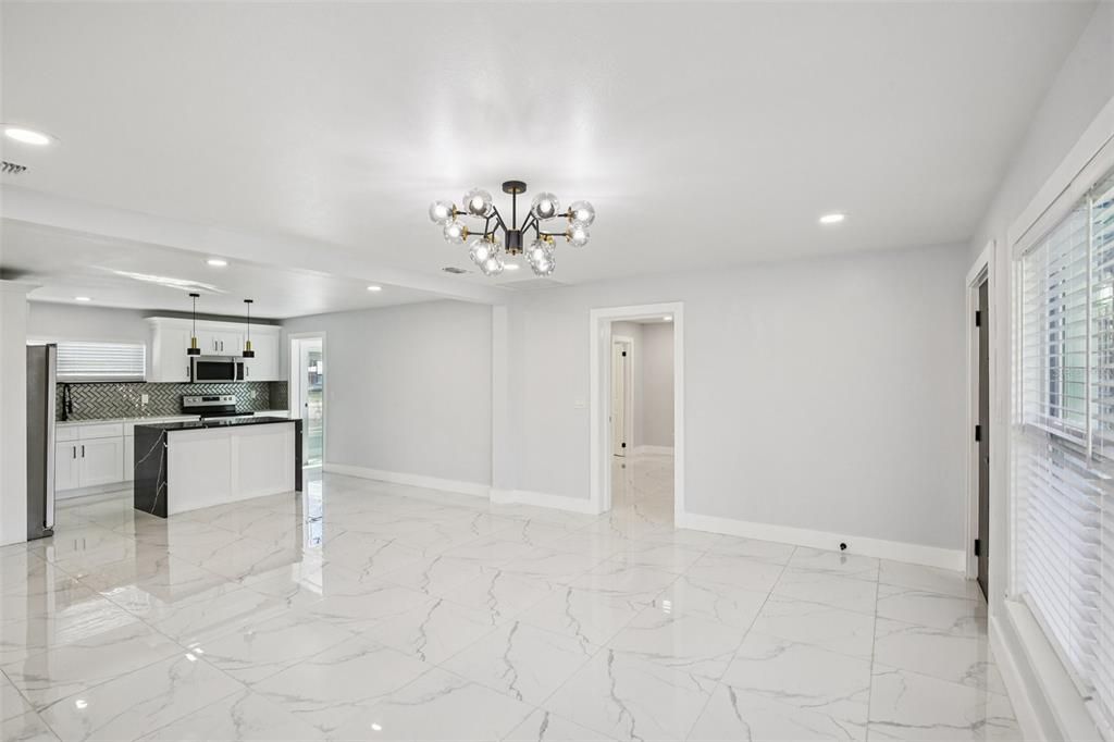 En Venta: $459,000 (3 camas, 2 baños, 1651 Pies cuadrados)