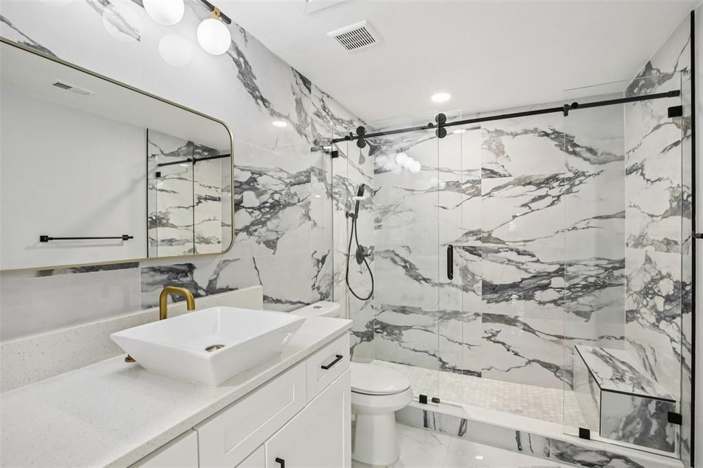 En Venta: $459,000 (3 camas, 2 baños, 1651 Pies cuadrados)