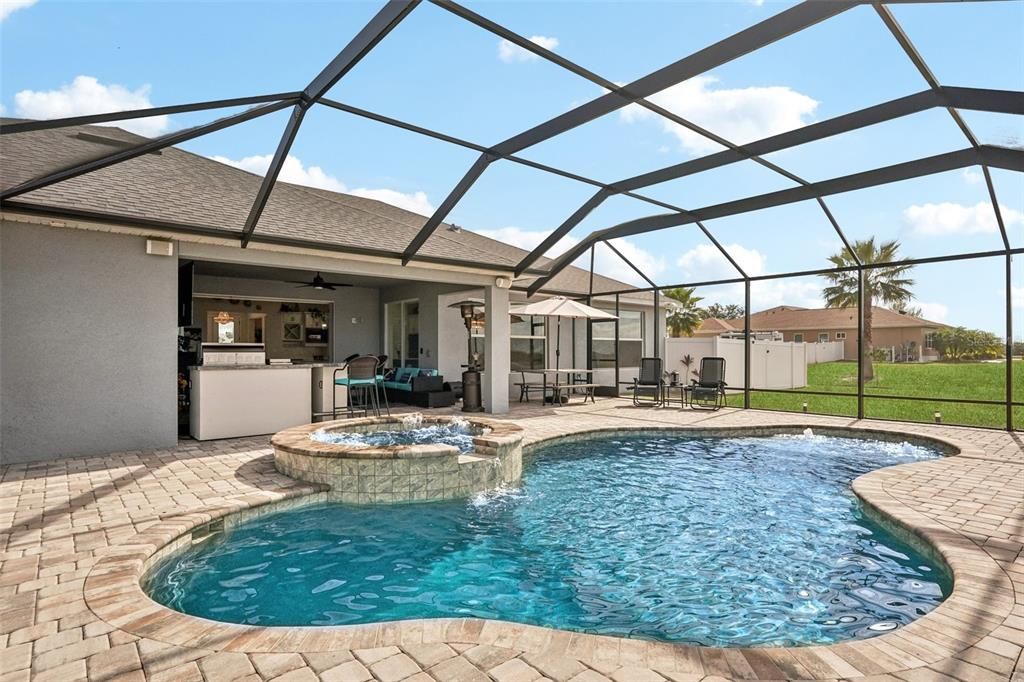 For Sale: $1,200,000 (4 beds, 3 baths, 3072 Square Feet)