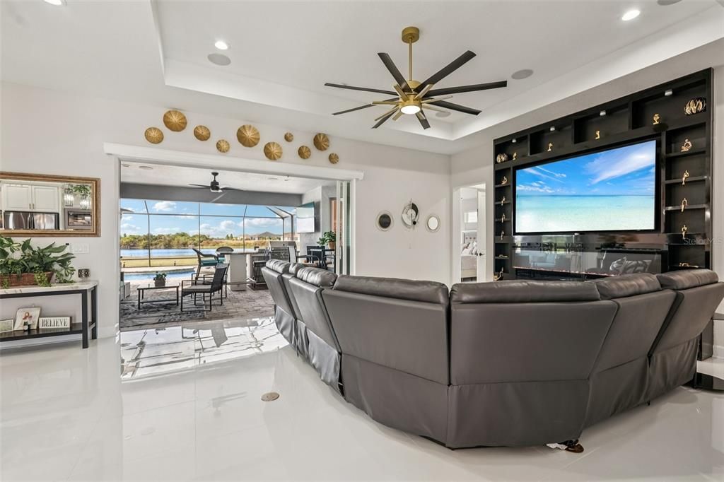 For Sale: $1,200,000 (4 beds, 3 baths, 3072 Square Feet)